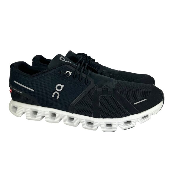 On Cloud 5 Black/White 59.98904 Women's Running Sneakers Size 10.5 NEW